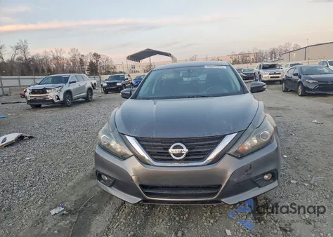 2016 Nissan Altima 2.5 z USA, uszkodzony, nr VIN 1N4AL3AP9GC218641
